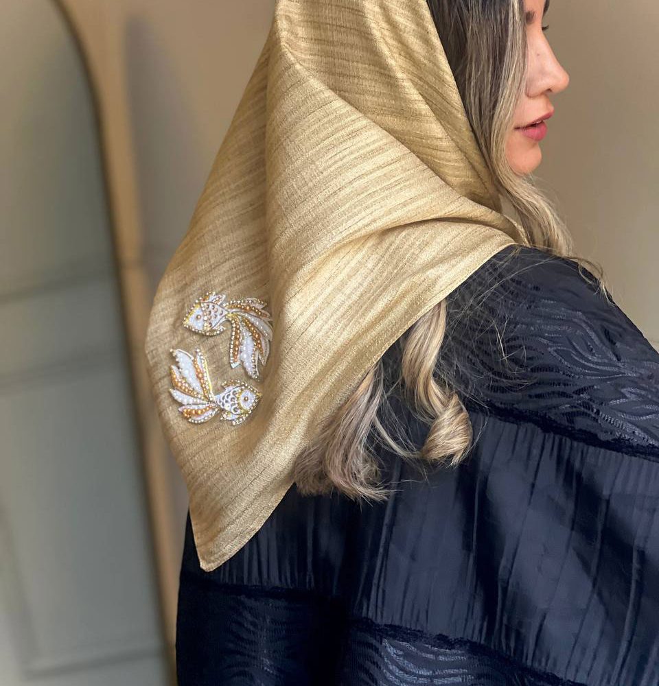 روسری ماهی طلایی
