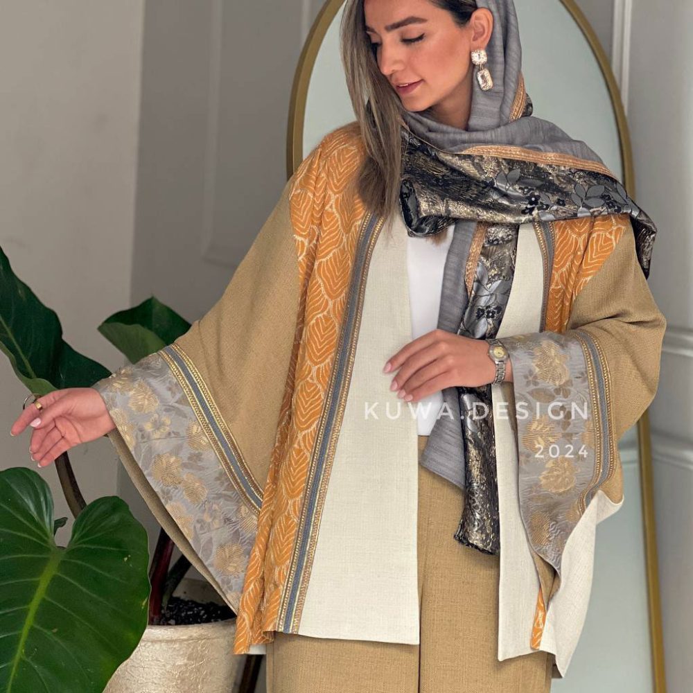 مانتو روژیتا (روژیتا کلمه ای کردی به معنی : روشن و زیبا)