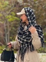 شال وَناز مشکی - Image 2