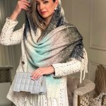 شال طرحدار پاییزه-زمستانه رنگی پشمی