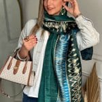 شال تانیا