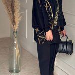 مانتو مشکی ماهورا