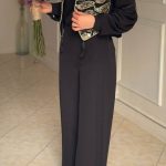 شلوار مجلسی مشکی کرپ بغل پیلی دار مهژین