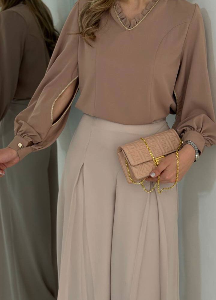 شومیز راژان (واژه کردی به معنای ارامش)